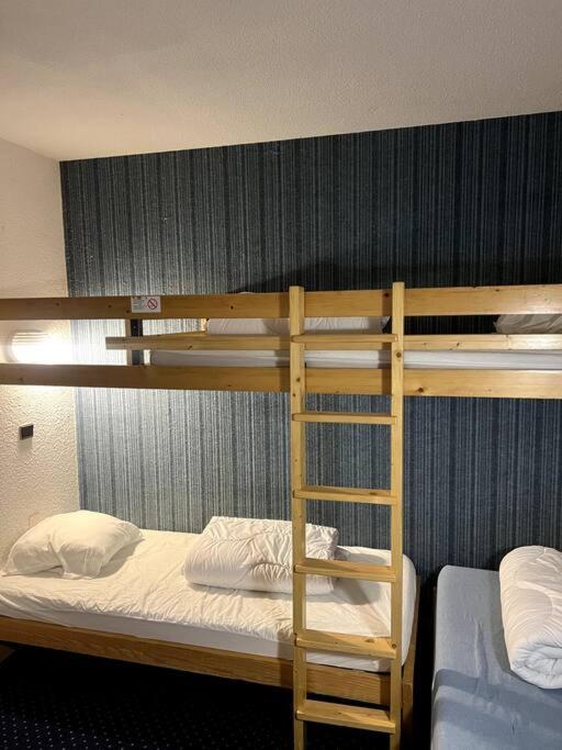 Blue Mountain / 5 Persons Appartement